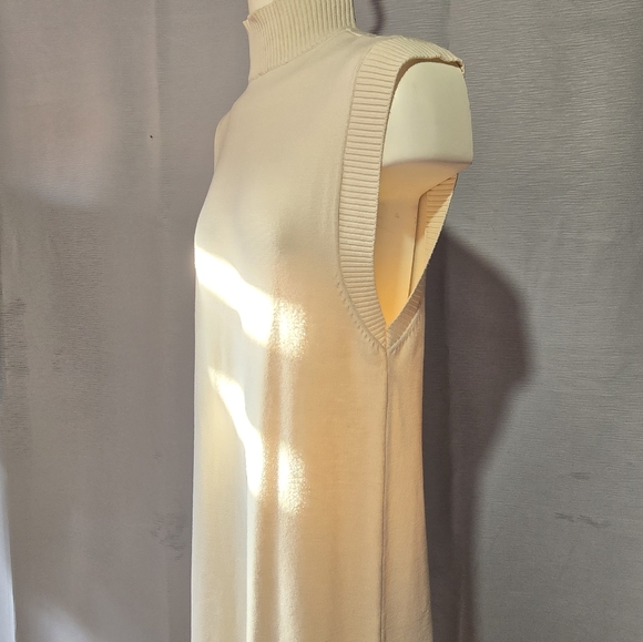 Dynamite Sweater‎ Dress - Size XS - Picture 2 of 14